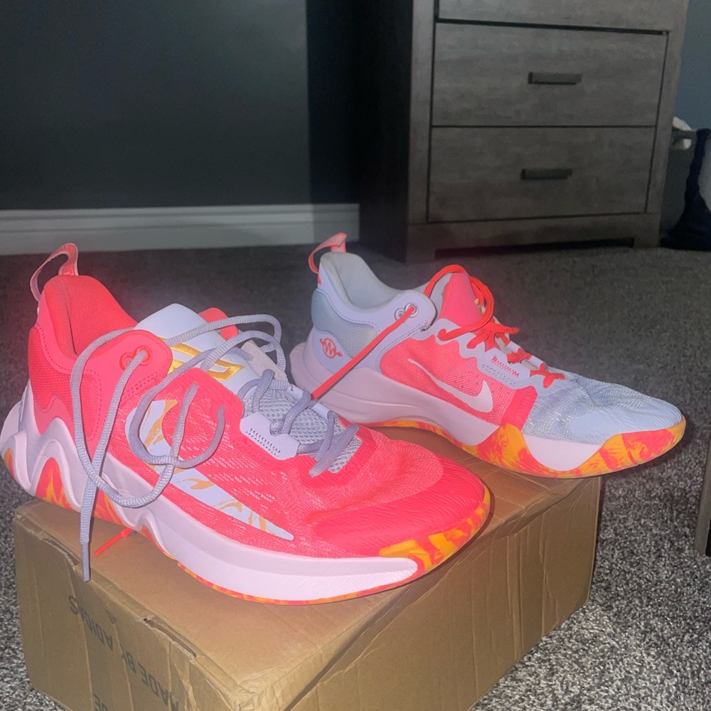 men’s basketball shoes